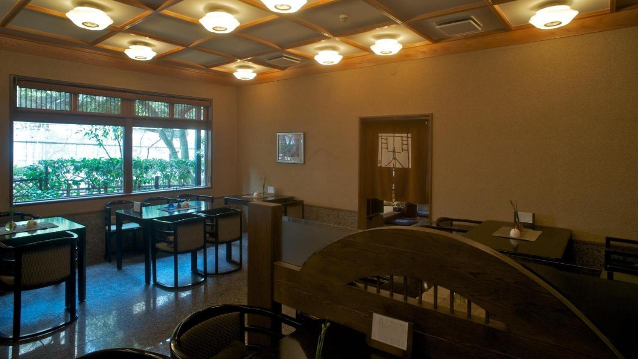 Arima Onsen Tocen Goshobo Hotel Kobe Eksteriør billede Interior of a soba restaurant in Tokyo