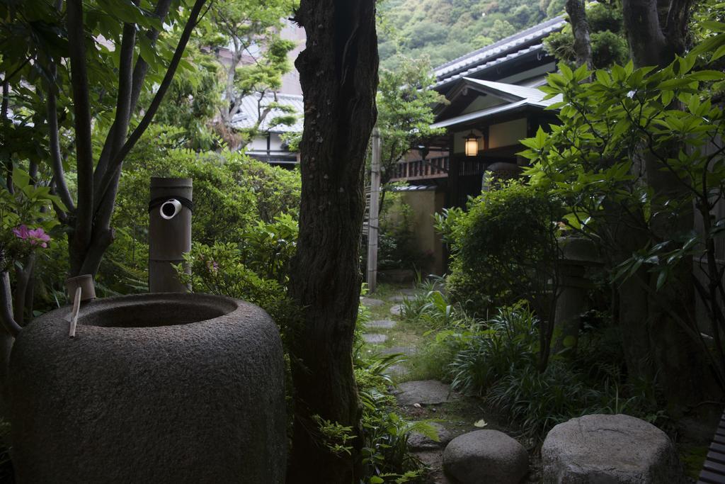 Arima Onsen Tocen Goshobo Hotel Kobe Eksteriør billede A tea house in Kyoto